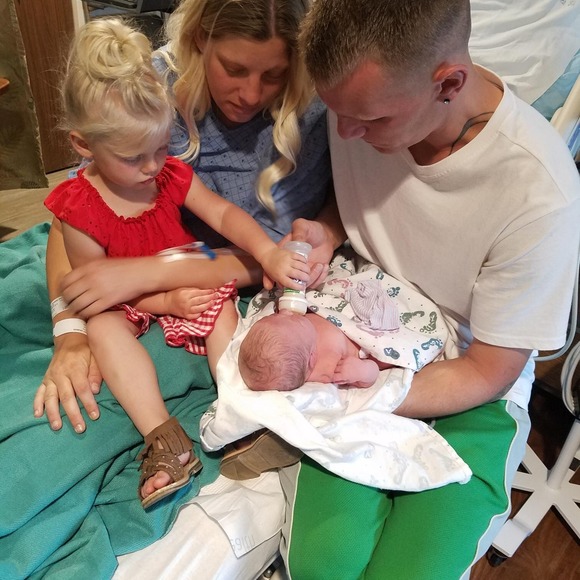 Meet your Posher, Bri - Picture 1 of 1